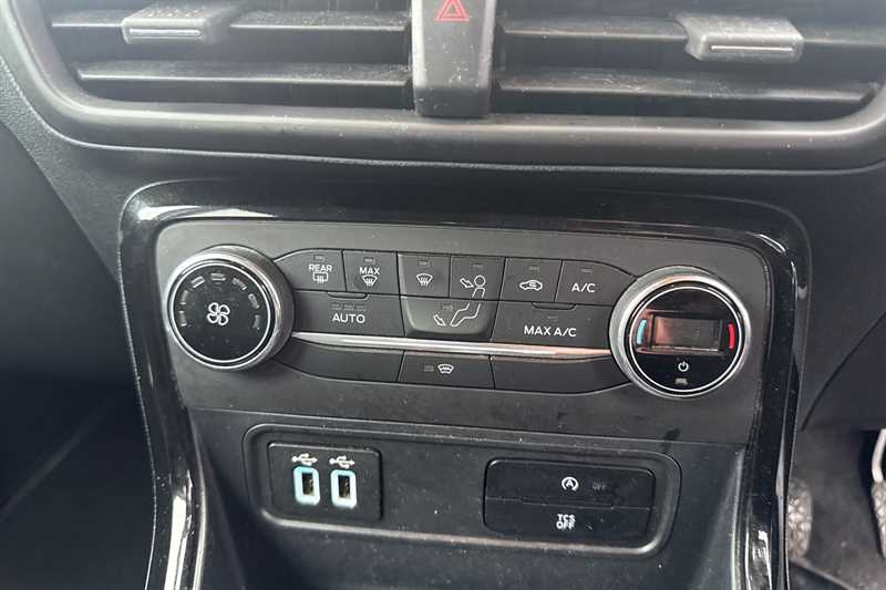 Used Ford Ecosport 2019 for sale - 76956546: Photo 15