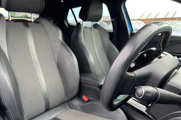 Used Peugeot E-2008 2021 for sale - 76242679: Photo 23