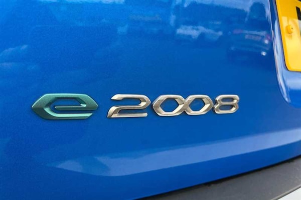 Used Peugeot E-2008 2021 for sale - 76242679: Photo 30