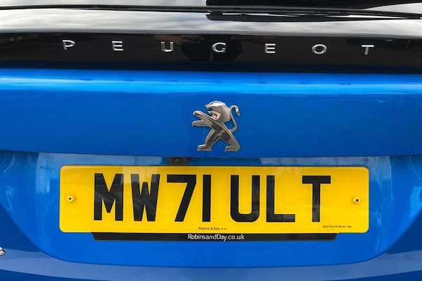 Used Peugeot E-2008 2021 for sale - 76242679: Photo 38
