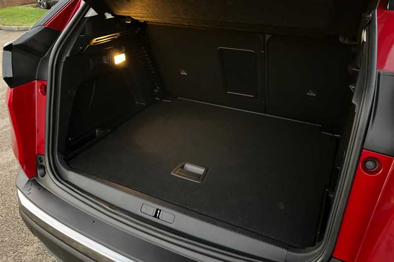 Used Peugeot 3008 2018 for sale - 76944731: Photo 25