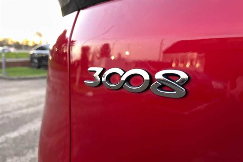 Used Peugeot 3008 2018 for sale - 76944731: Photo 32