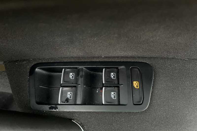 Used Volkswagen Golf 2018 for sale - 77317175: Photo 16