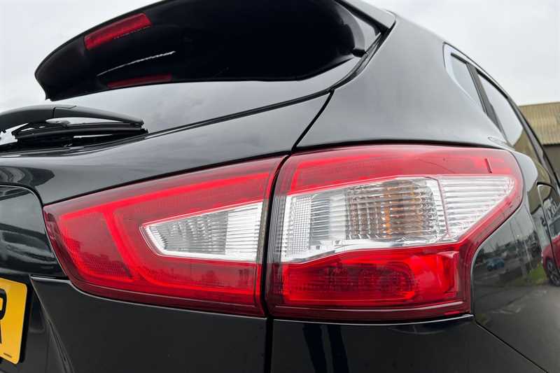 Used Nissan Qashqai 2017 for sale - 78188672: Photo 32