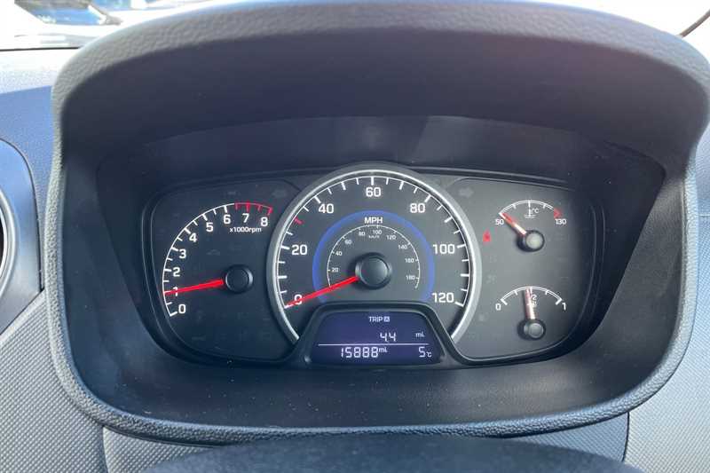 Used Hyundai i10 2017 for sale - 78119474: Photo 20