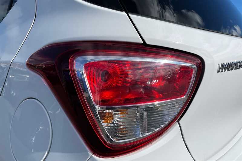 Used Hyundai i10 2017 for sale - 78119474: Photo 31