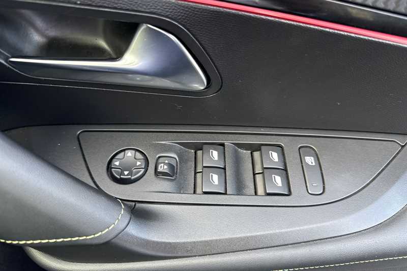 Used Peugeot 2008 2022 for sale - 76525022: Photo 16