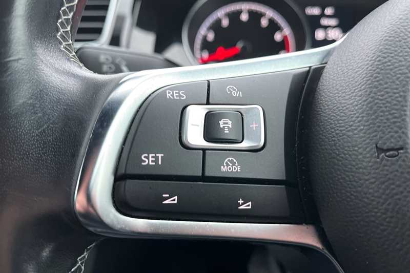 Used Volkswagen Golf 2018 for sale - 77322737: Photo 21