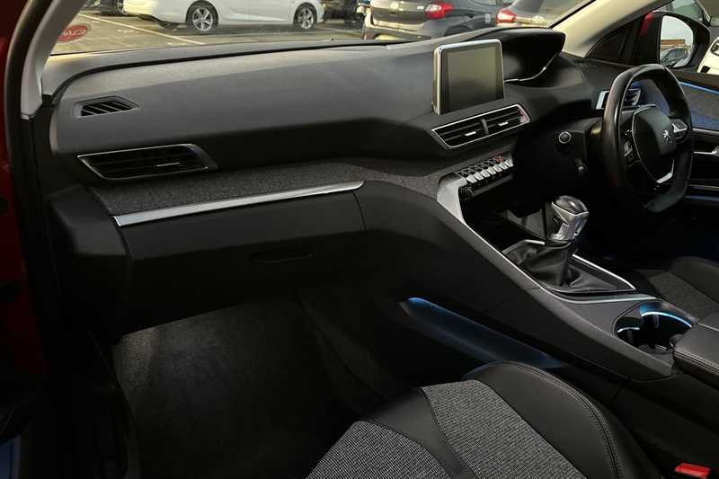 Used Peugeot 3008 2018 for sale - 76939753: Photo 13