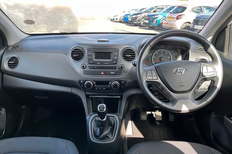 Used Hyundai i10 2017 for sale - 78129838: Photo 13