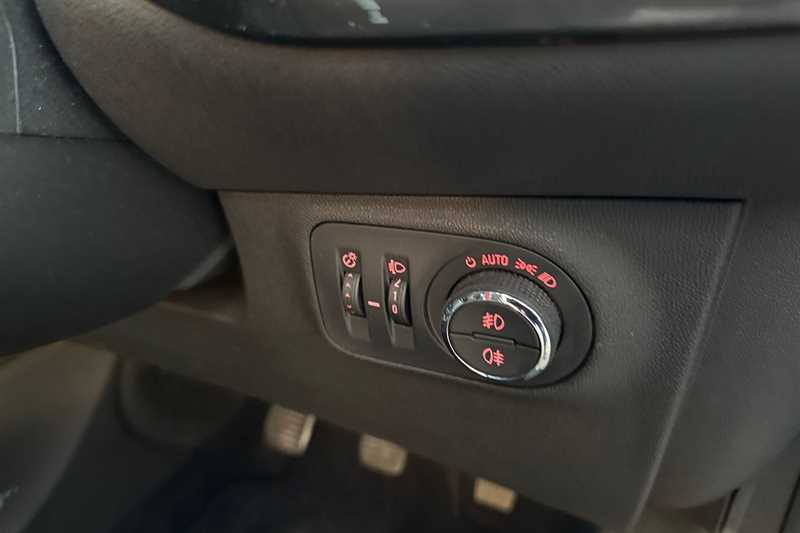 Used Vauxhall Corsa 2017 for sale - 76530091: Photo 40