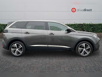 Used Peugeot 5008 2019 for sale - 76999980: Photo