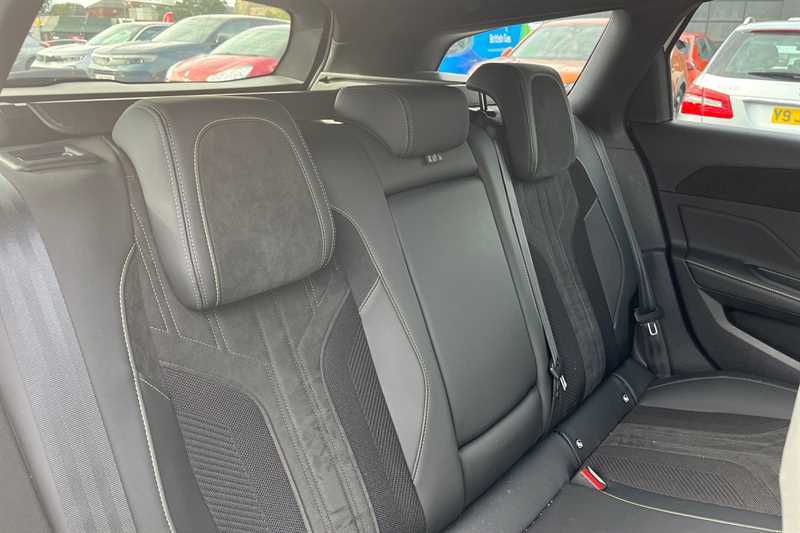 Used Peugeot 308 2022 for sale - 76939601: Photo 24