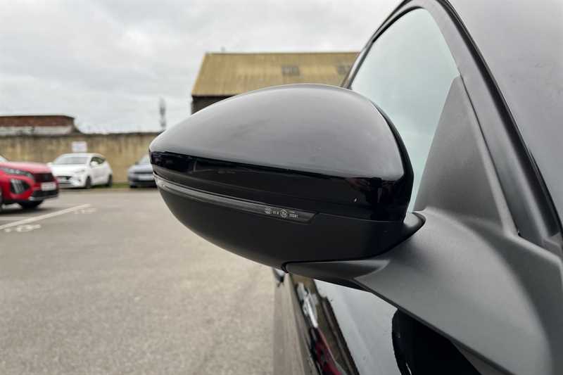 Used Peugeot E-208 2024 for sale - 76500806: Photo 34