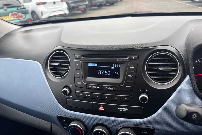 Used Hyundai i10 for sale - 76517067: Photo 18