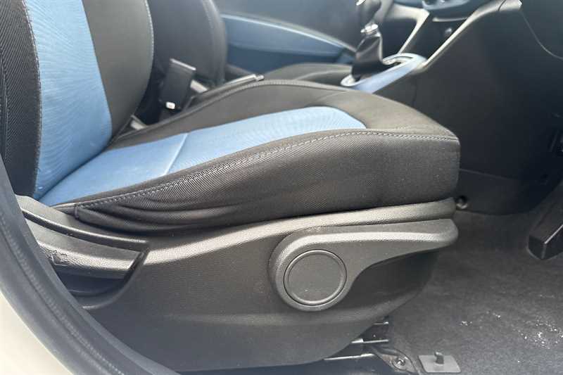 Used Hyundai i10 for sale - 76517067: Photo 28