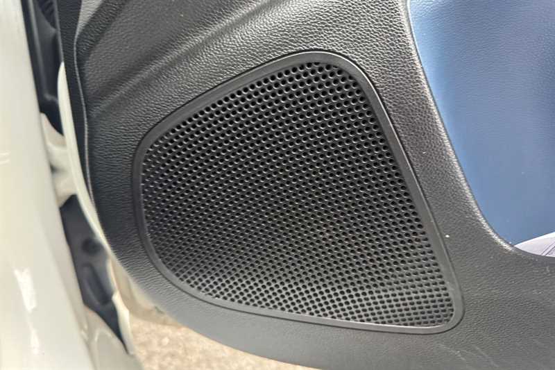 Used Hyundai i10 for sale - 76517067: Photo 29