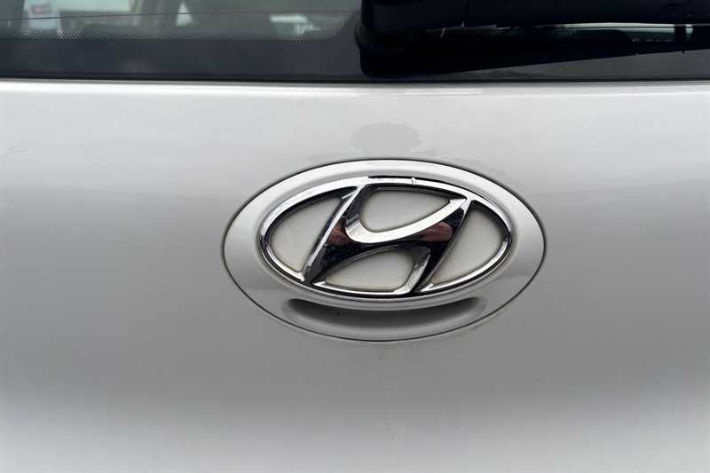 Used Hyundai i10 for sale - 76517067: Photo 30