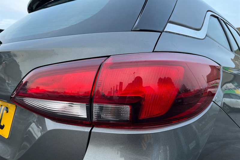 Used Vauxhall Astra 2017 for sale - 77134135: Photo 32