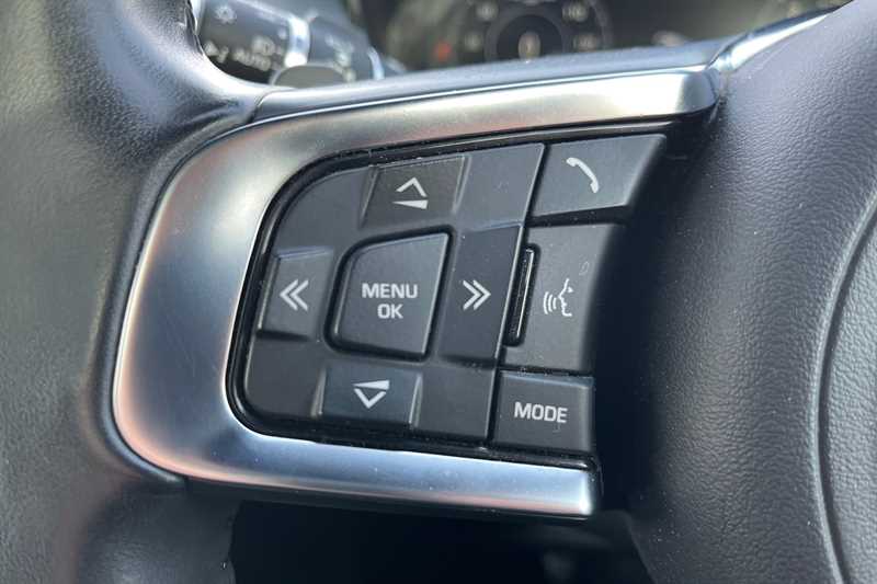 Used Jaguar E-Pace 2020 for sale - 76351808: Photo 21