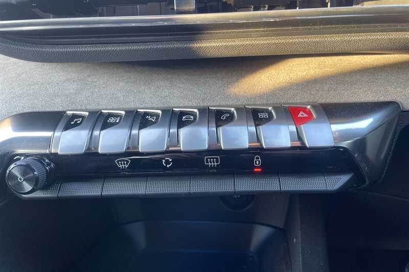 Used Peugeot 5008 2021 for sale - 77318186: Photo 15