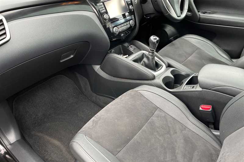 Used Nissan Qashqai 2017 for sale - 78217245: Photo 40