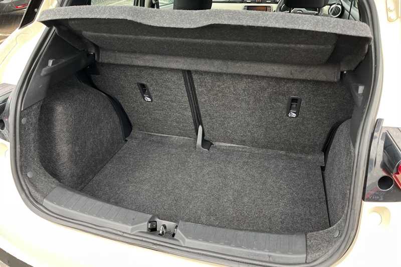 Used Nissan Micra 2021 for sale - 77900724: Photo 25