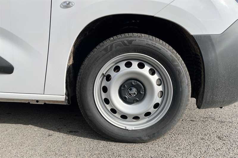 Used Vauxhall Combo 2024 for sale - 76917981: Photo 9