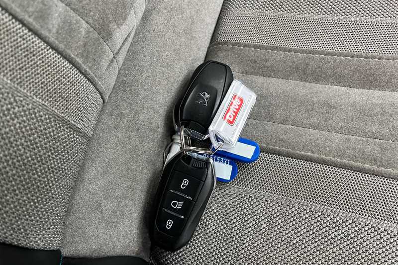 Used Peugeot 2008 2021 for sale - 78189354: Photo 37