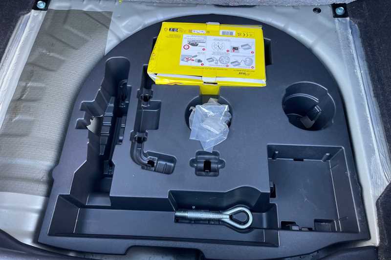 Used Nissan Pulsar 2016 for sale - 77075999: Photo 37