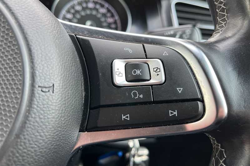 Used Volkswagen Golf 2018 for sale - 77828134: Photo 22