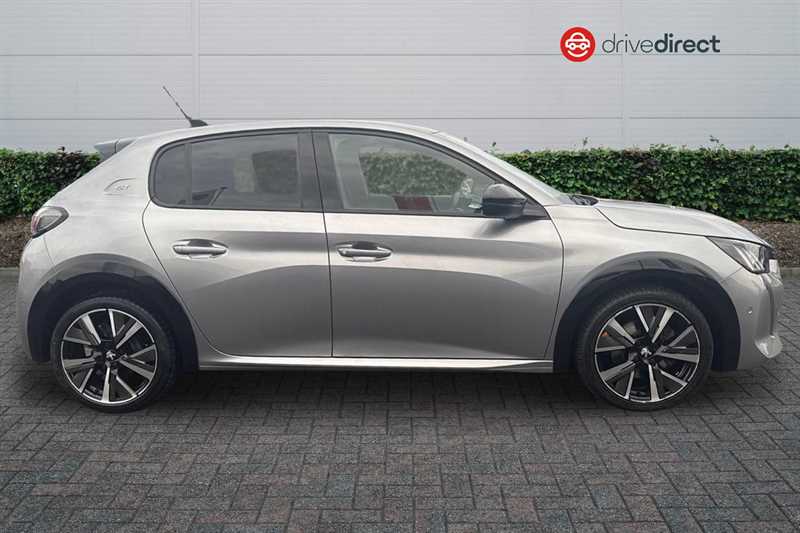 Used Peugeot 208 2021 for sale - 76530791: Photo 2