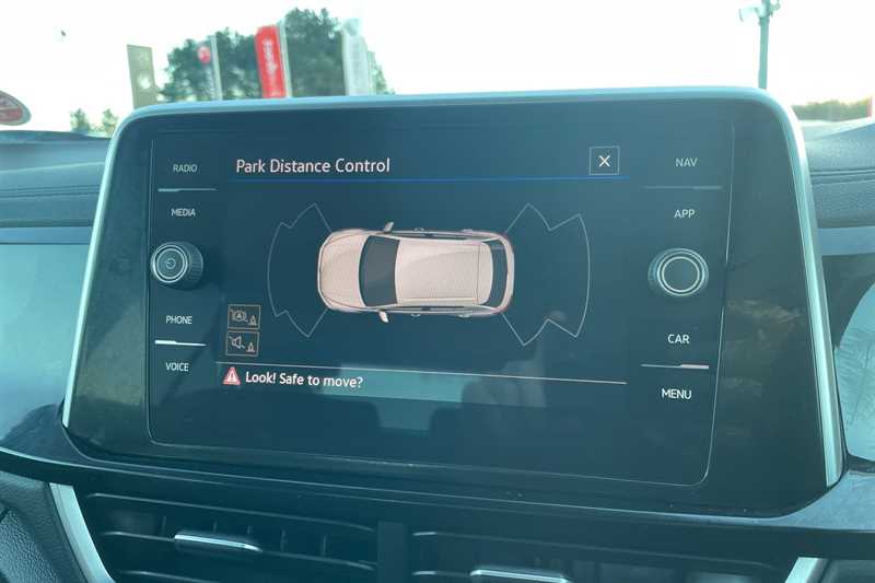 Used Volkswagen T-Roc 2023 for sale - 77082775: Photo 19