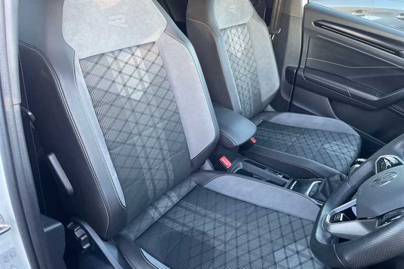 Used Volkswagen T-Roc 2023 for sale - 77082775: Photo 23