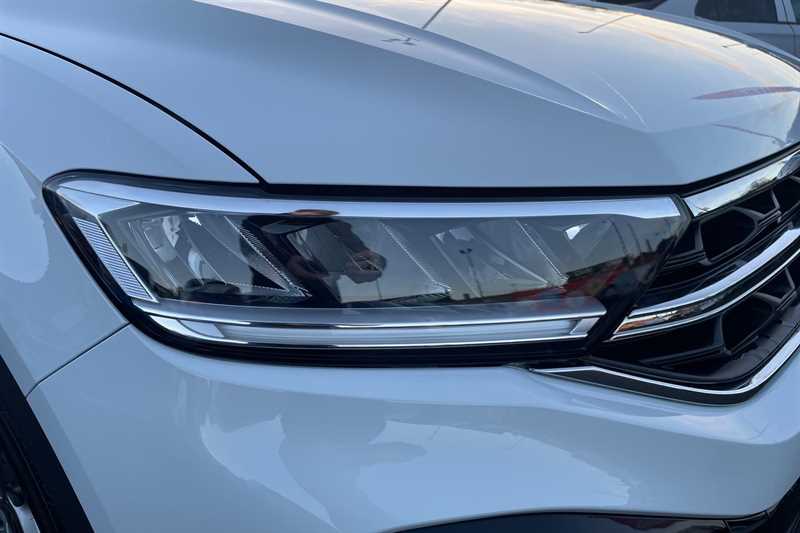 Used Volkswagen T-Roc 2023 for sale - 77082775: Photo 28