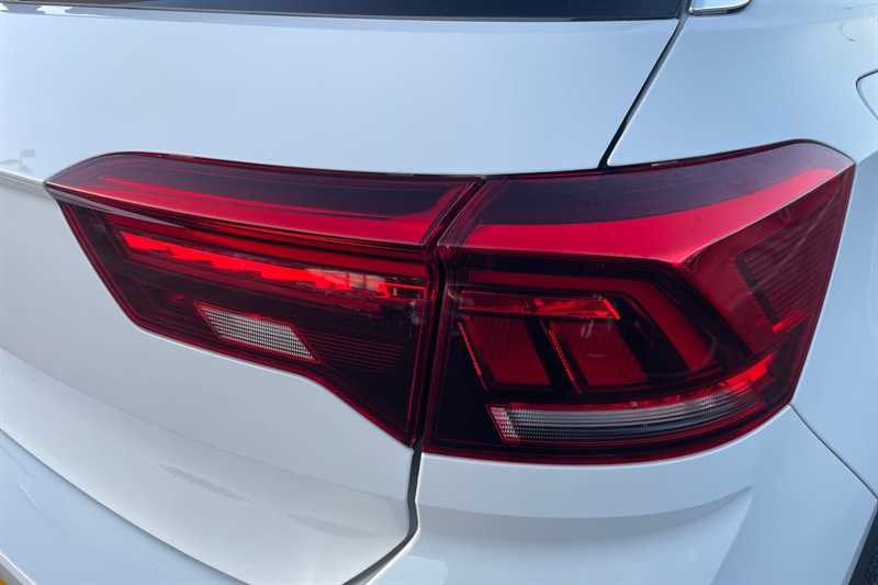 Used Volkswagen T-Roc 2023 for sale - 77082775: Photo 32