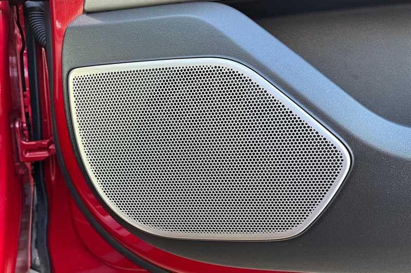 Used Land Rover Range Rover Velar 2021 for sale - 76747896: Photo 27