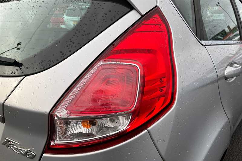 Used Ford Fiesta 2014 for sale - 76939737: Photo 32