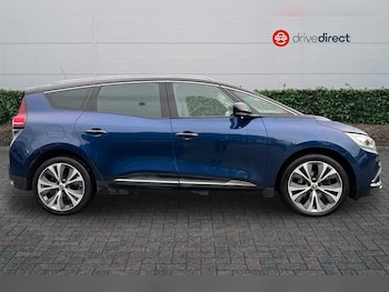 Used Renault Grand Scenic 2017 for sale - 76955563: Photo