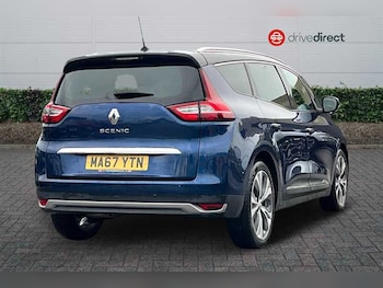 Used Renault Grand Scenic 2017 for sale - 76955563: Photo
