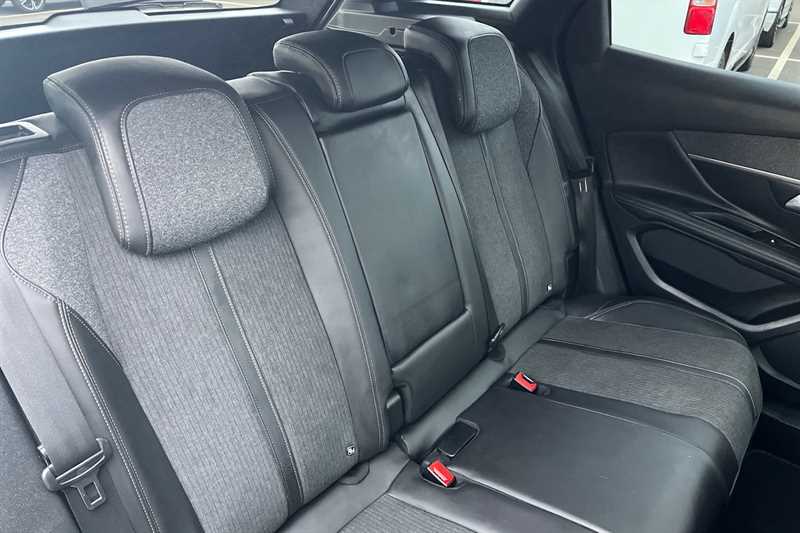 Used Peugeot 3008 2018 for sale - 77308951: Photo 24