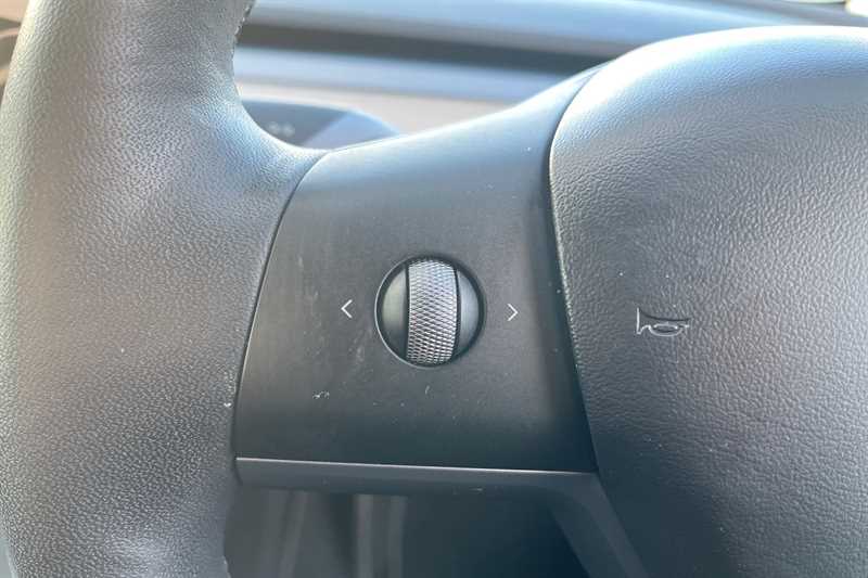 Used Tesla Model 3 for sale - 76462673: Photo 21