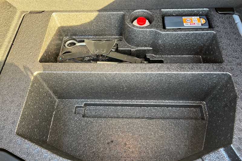 Used Honda Jazz 2018 for sale - 76530133: Photo 37