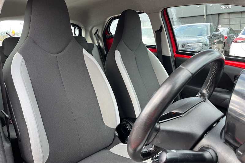 Used Toyota AYGO 2018 for sale - 77899729: Photo 23