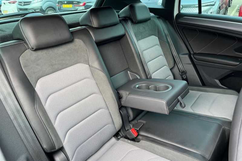 Used Volkswagen Tiguan 2018 for sale - 77700557: Photo 24