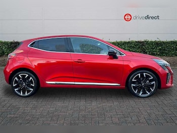 Used Renault Clio 2024 for sale - 76844366: Photo