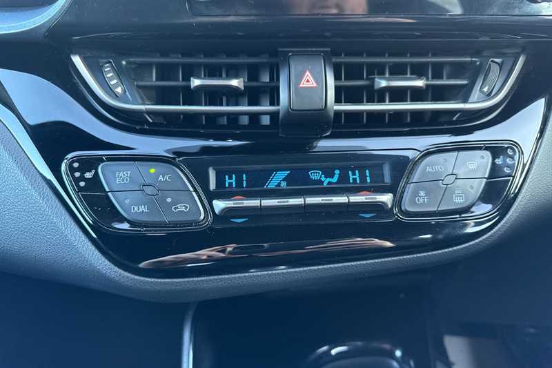 Used Toyota C-HR 2020 for sale - 77348773: Photo 15