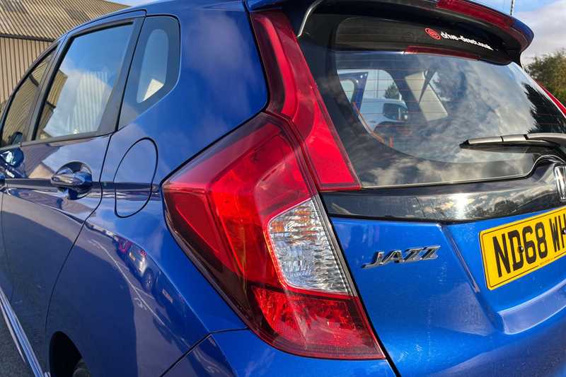 Used Honda Jazz for sale - 76489230: Photo 31