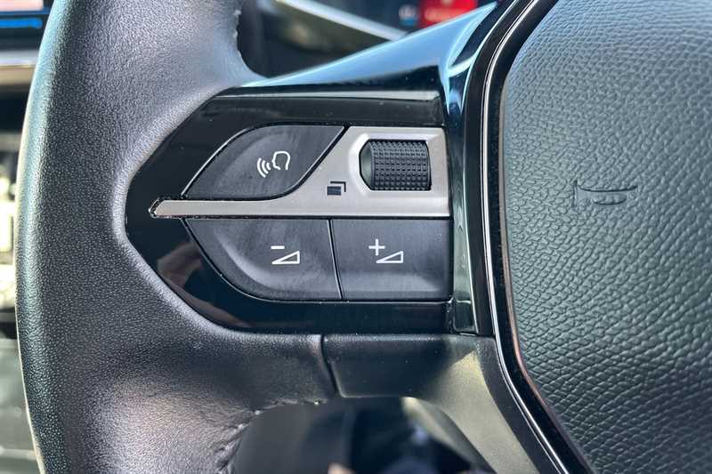 Used Peugeot 2008 2022 for sale - 75994079: Photo 21