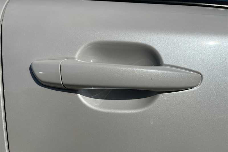 Used Peugeot 2008 2022 for sale - 75994079: Photo 33